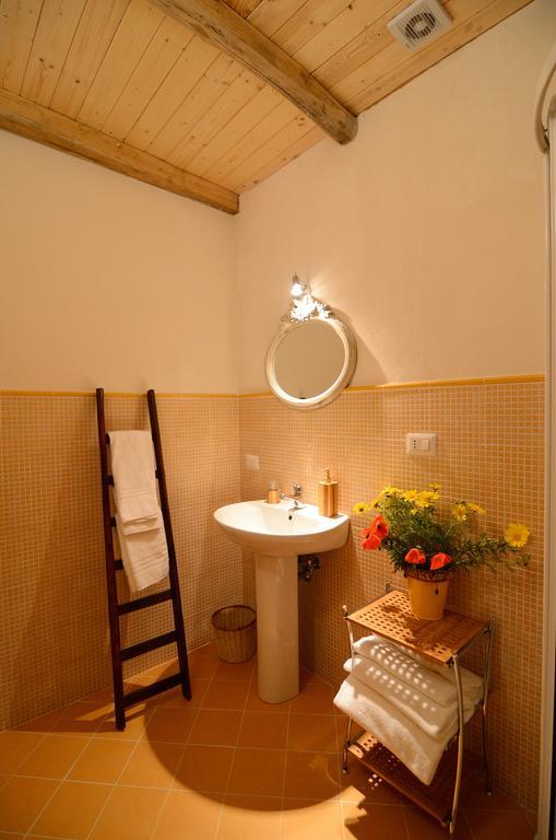 Hotel Il Tanaceto Castiglione De Sicilia Habitación foto